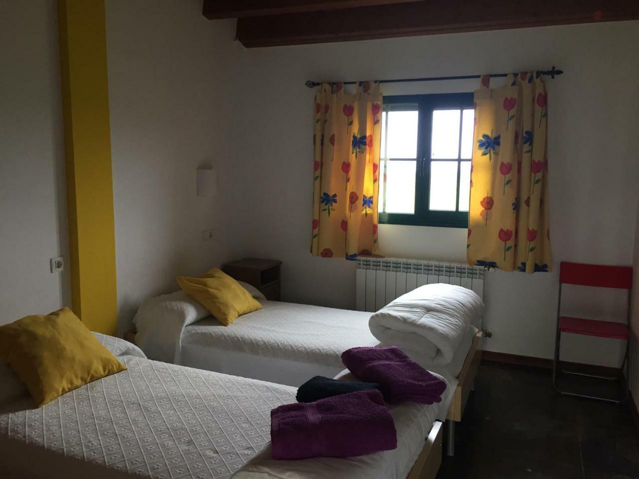 Albergue Paloma Y Lena 사리아루고 외부 사진